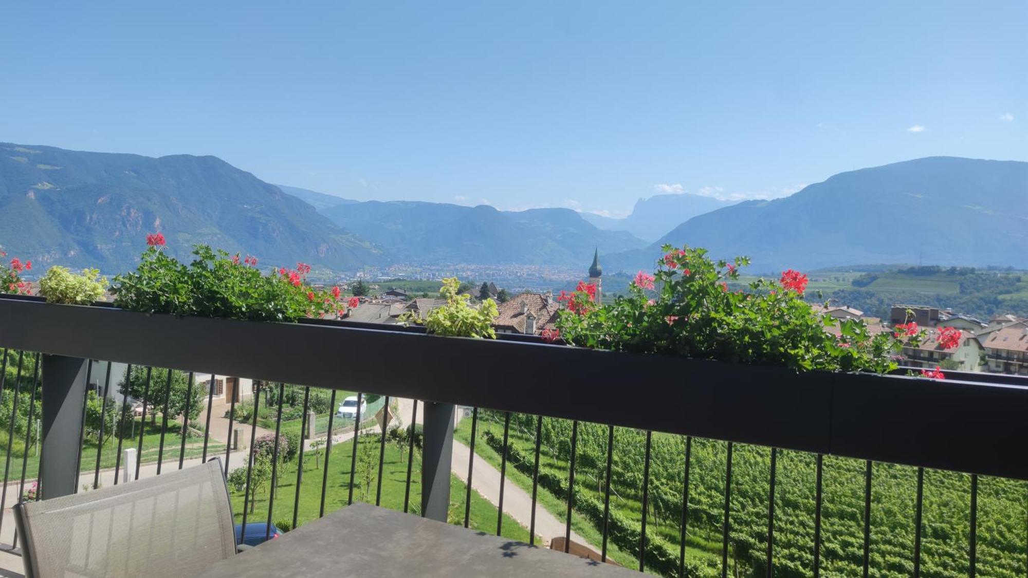 Highlight Apartments Appiano Sulla Strada Del Vino Exterior foto
